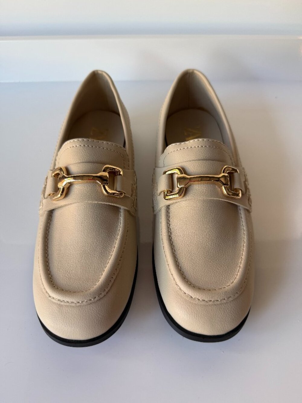 Zara Girls Cream Loafers w/Gold Buckle